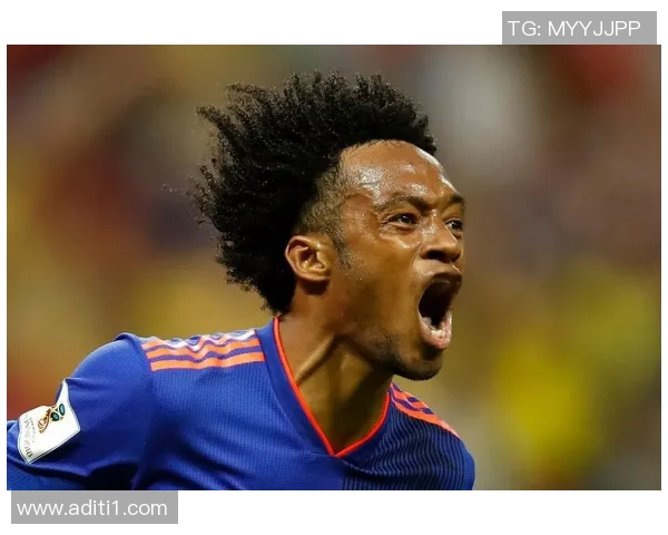 足球明星夸德拉多的传奇之路与场上风采解析